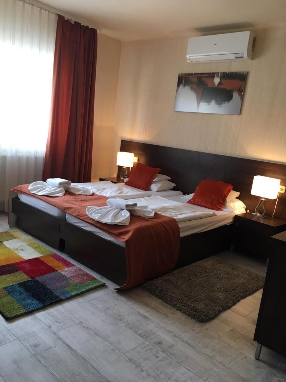 Villa Prestige Hévíz Exteriör bild