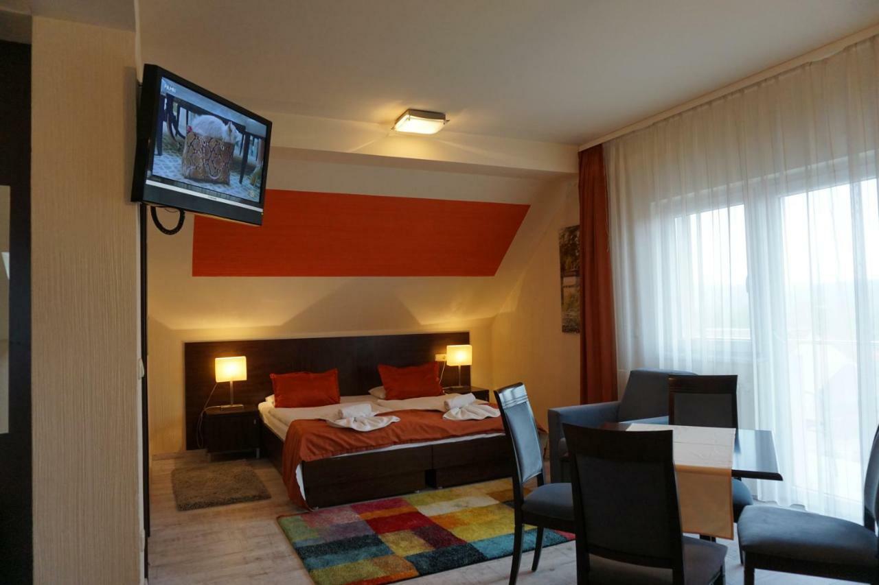 Villa Prestige Hévíz Exteriör bild