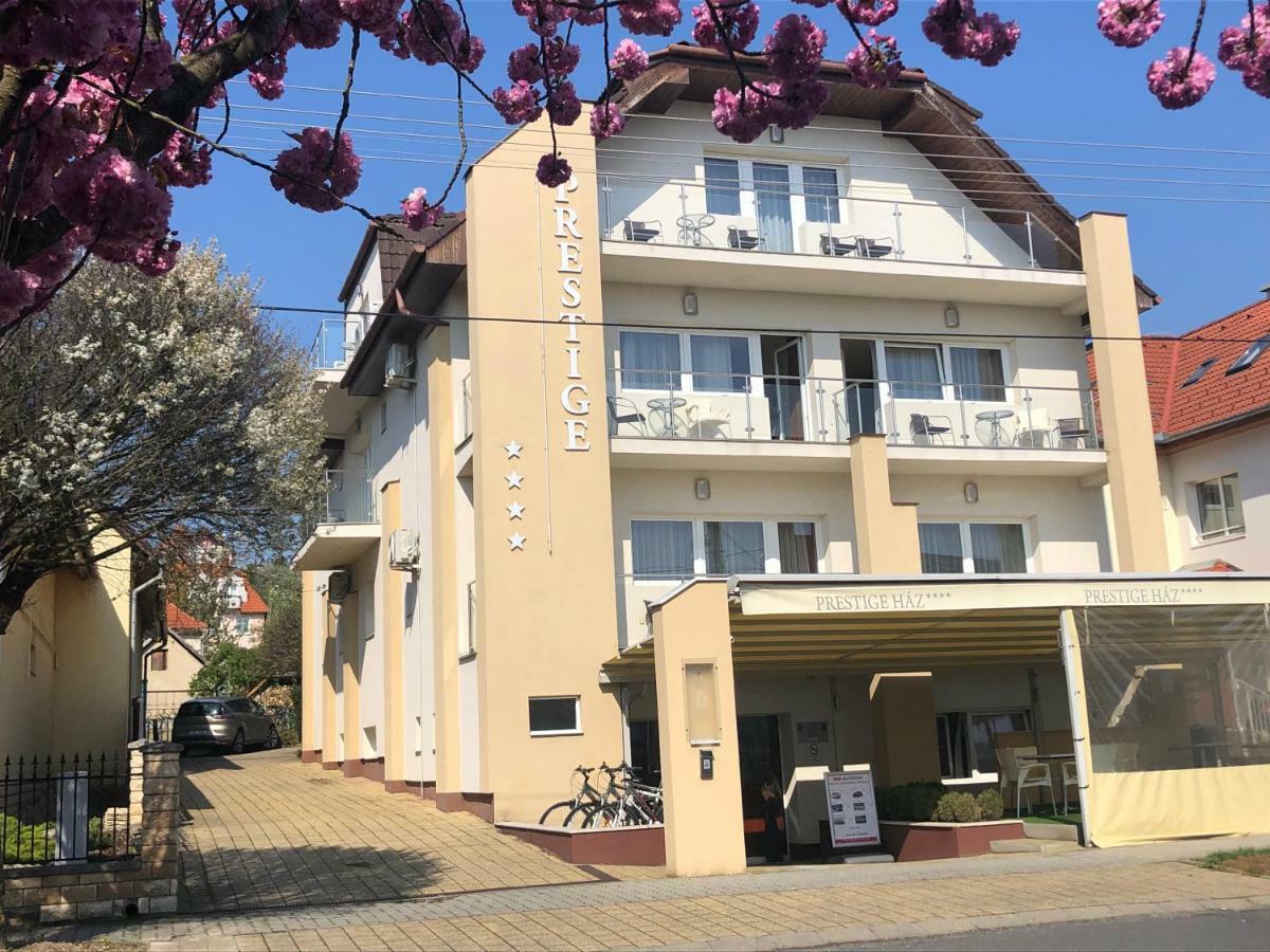 Villa Prestige Hévíz Exteriör bild